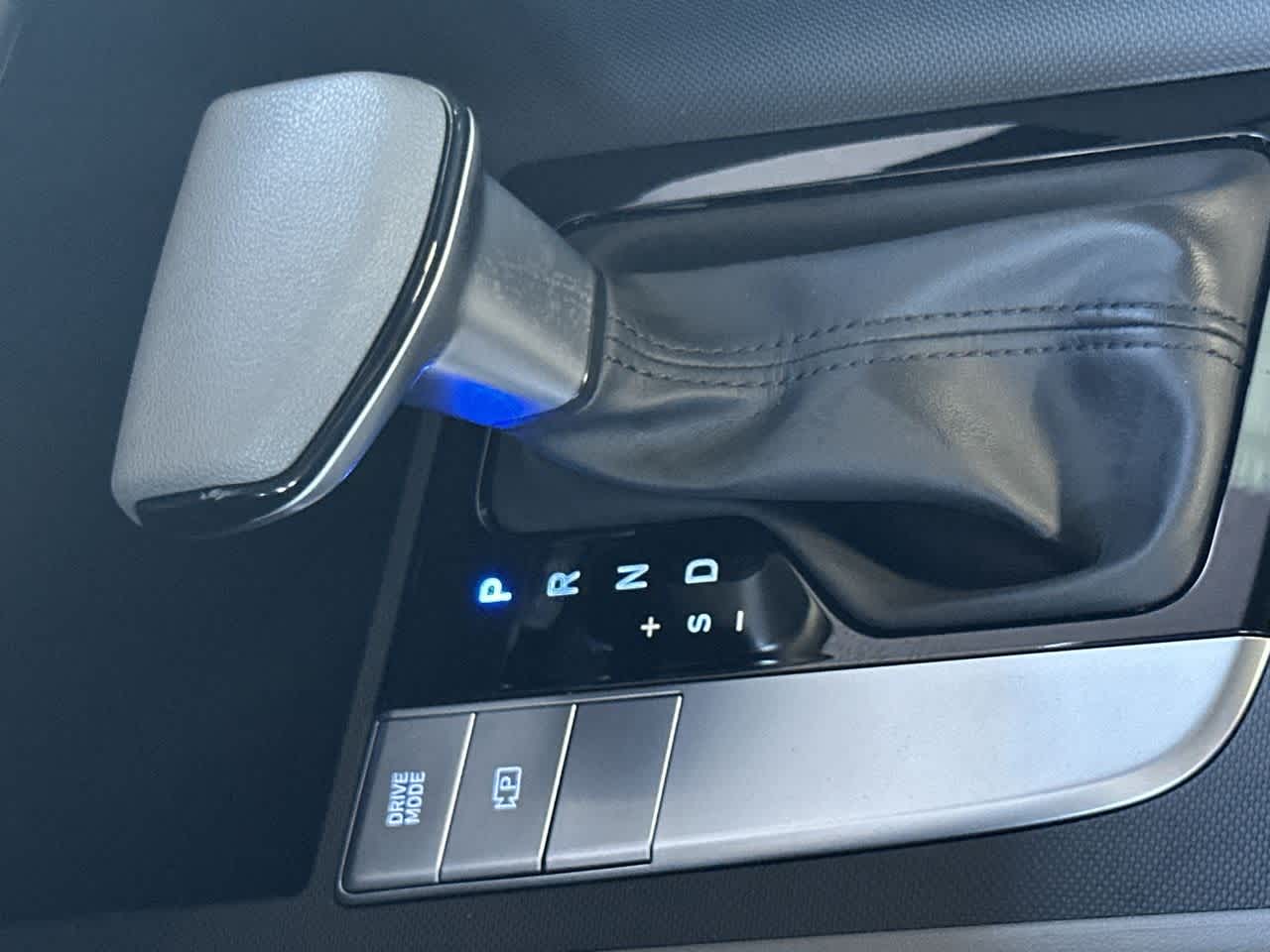 Thumbnail: 2025 Hyundai Elantra - 21