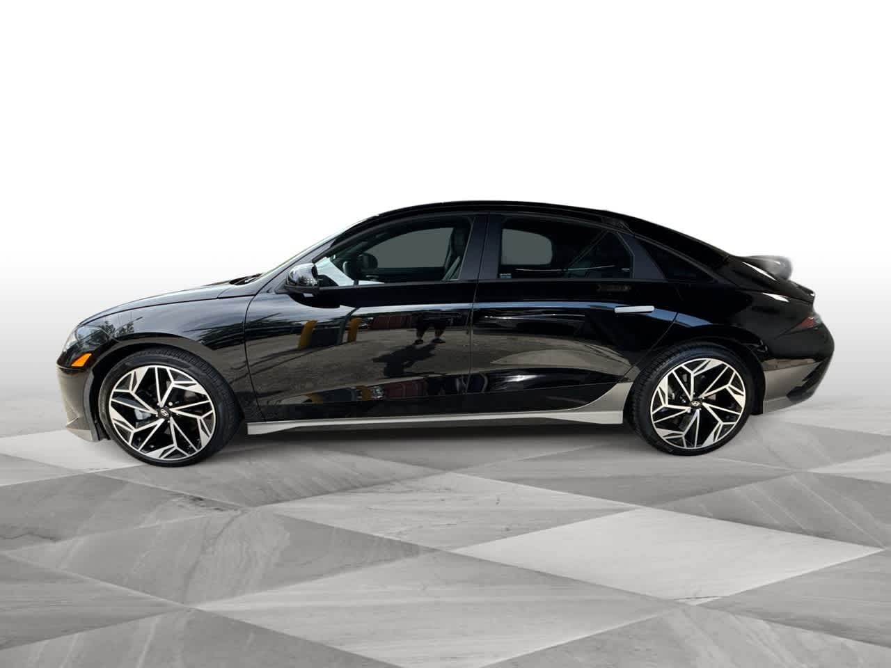Thumbnail: 2023 Hyundai Ioniq 6 - 5