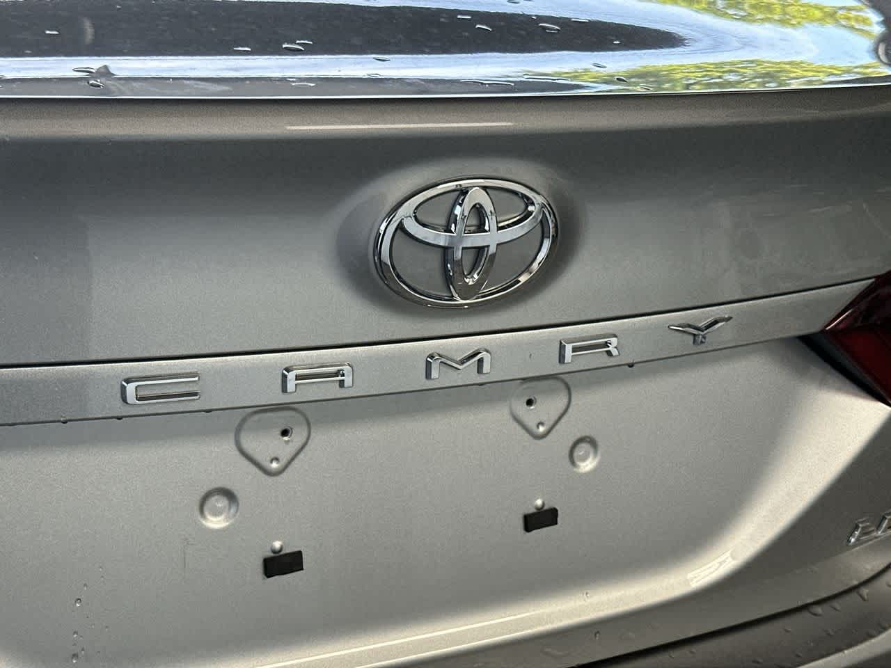 Thumbnail: 2024 Toyota Camry - 10