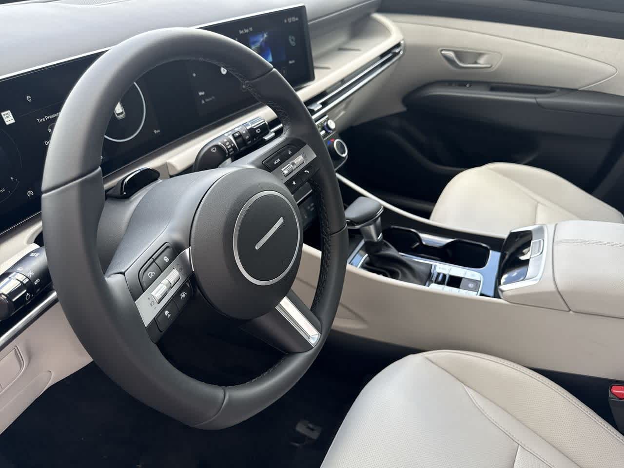 Thumbnail: 2025 Hyundai Tucson - 13