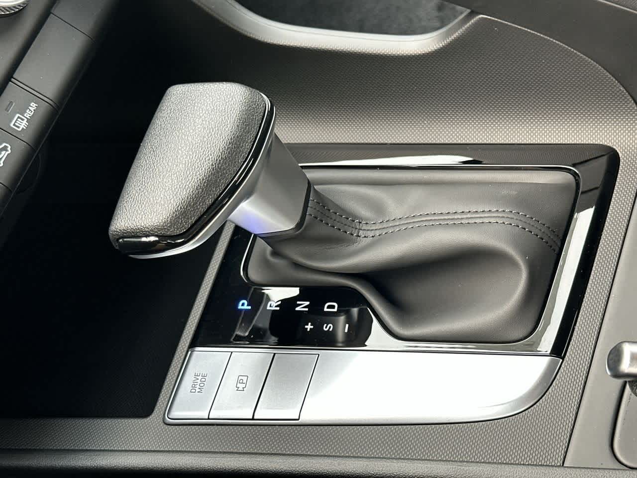 Thumbnail: 2025 Hyundai Elantra - 21