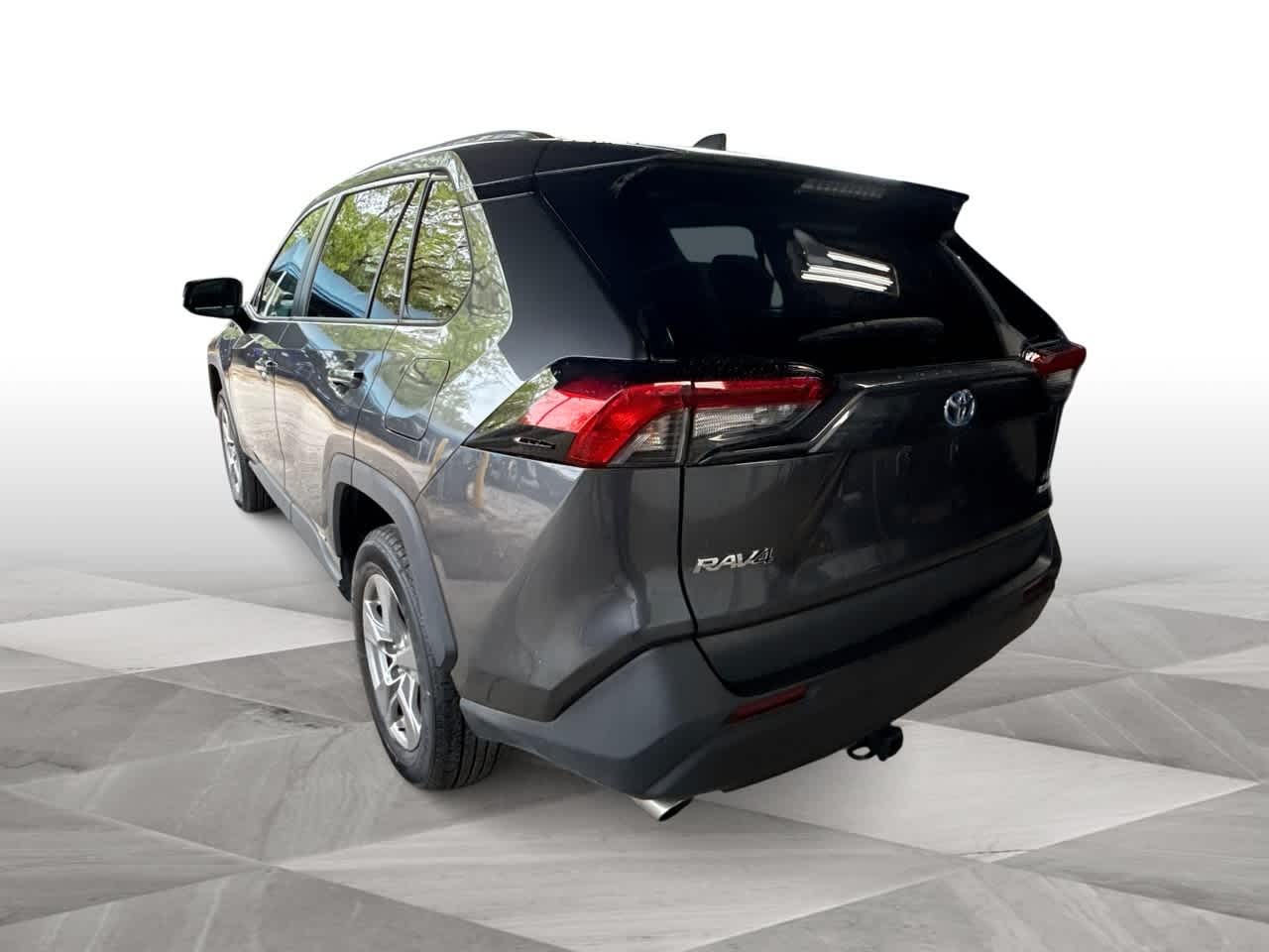 Thumbnail: 2022 Toyota RAV4 - 6