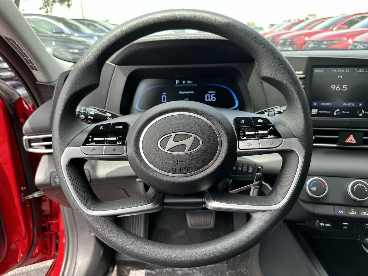 Thumbnail: 2025 Hyundai Elantra - 15