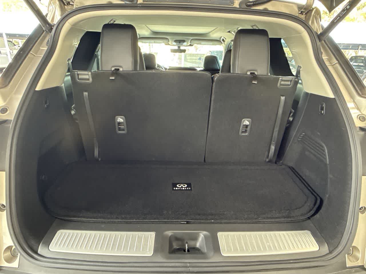 Thumbnail: 2023 INFINITI QX60 - 25