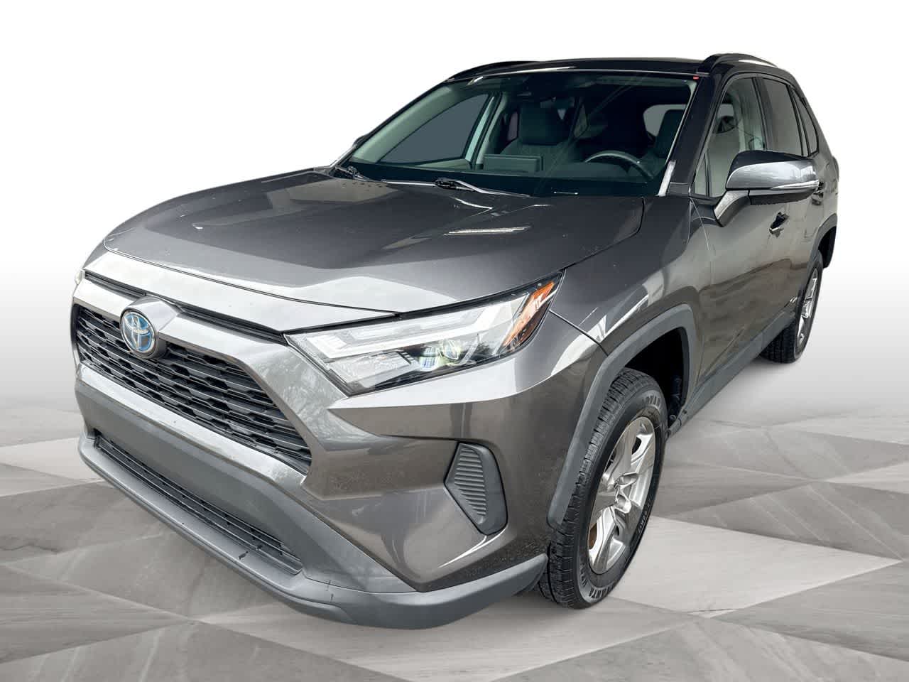 Thumbnail: 2022 Toyota RAV4 - 1