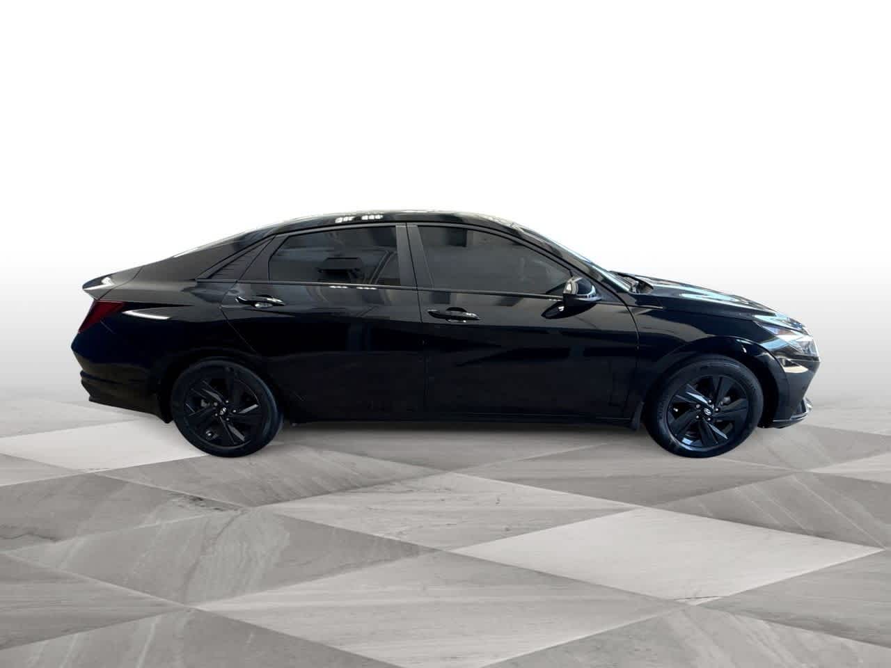 2023 Hyundai Elantra SEL 9