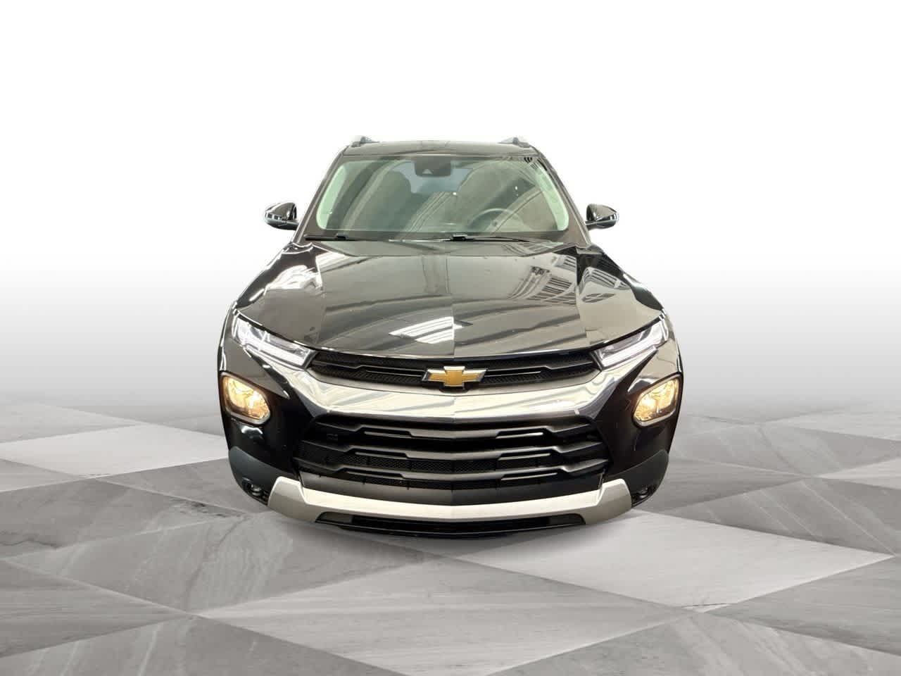 Thumbnail: 2023 Chevrolet TrailBlazer - 3