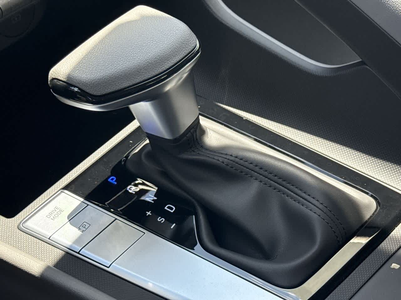 Thumbnail: 2025 Hyundai Elantra - 21