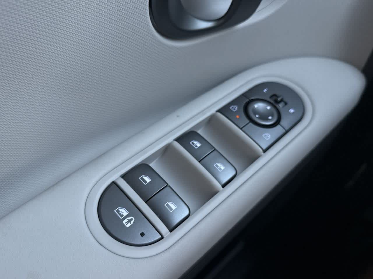 Thumbnail: 2026 Hyundai Ioniq 5 - 17