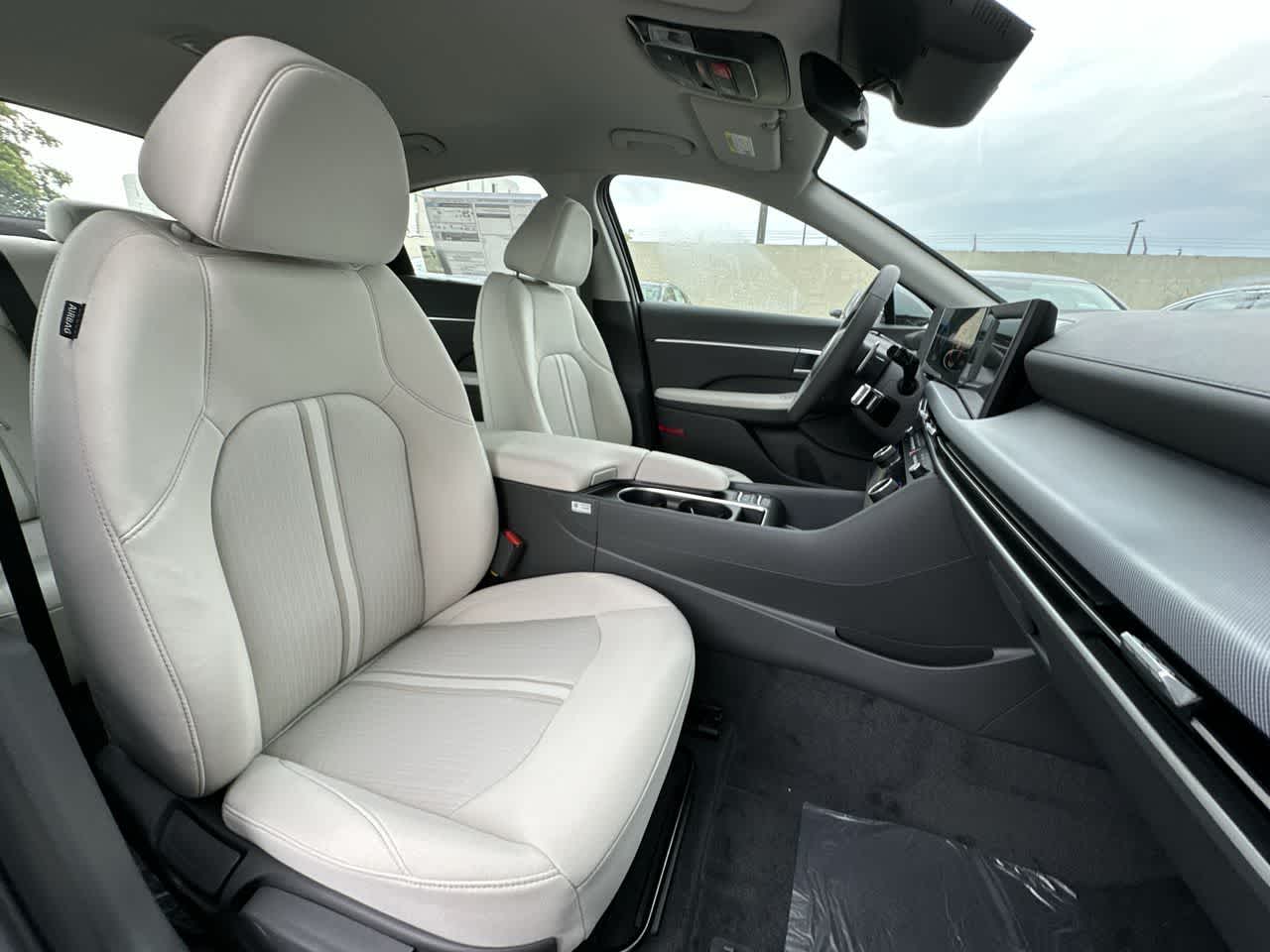 Thumbnail: 2026 Hyundai Sonata - 27