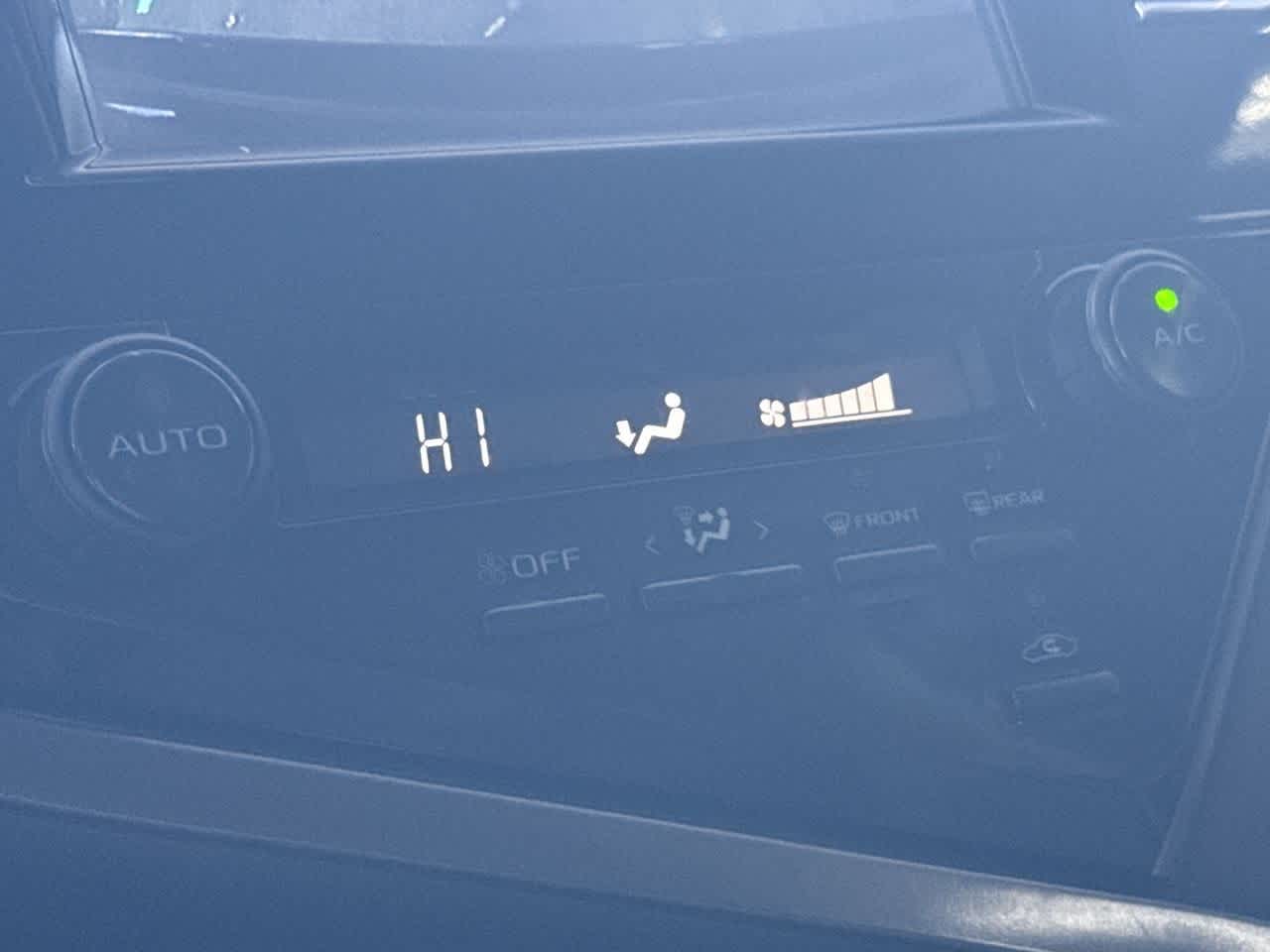 Thumbnail: 2019 Toyota Camry - 20