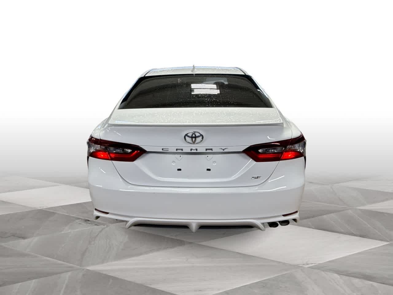 Thumbnail: 2022 Toyota Camry - 7