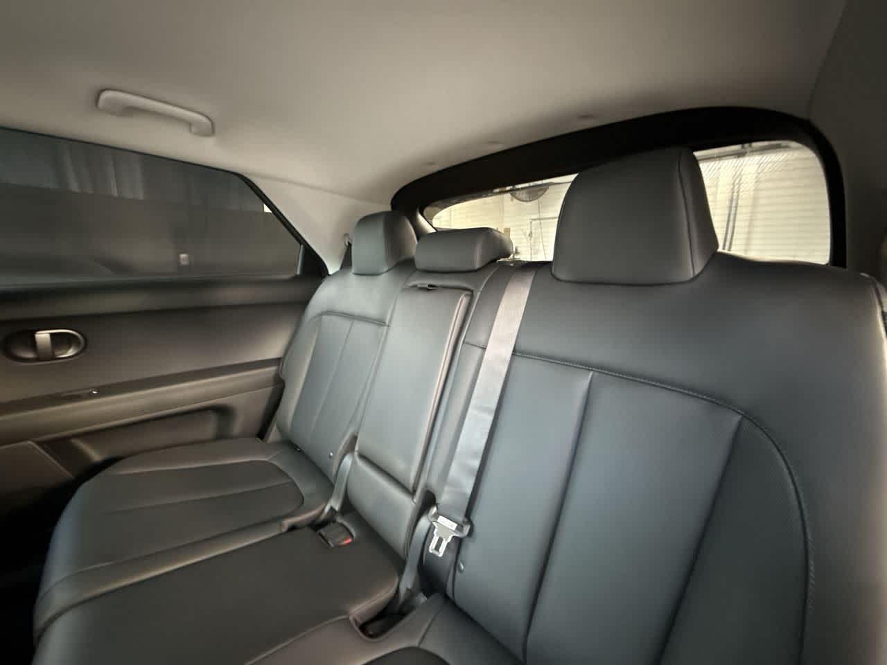 Thumbnail: 2026 Hyundai Ioniq 5 - 22