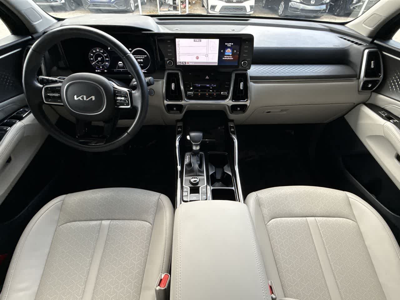 Thumbnail: 2023 Kia Sorento - 24