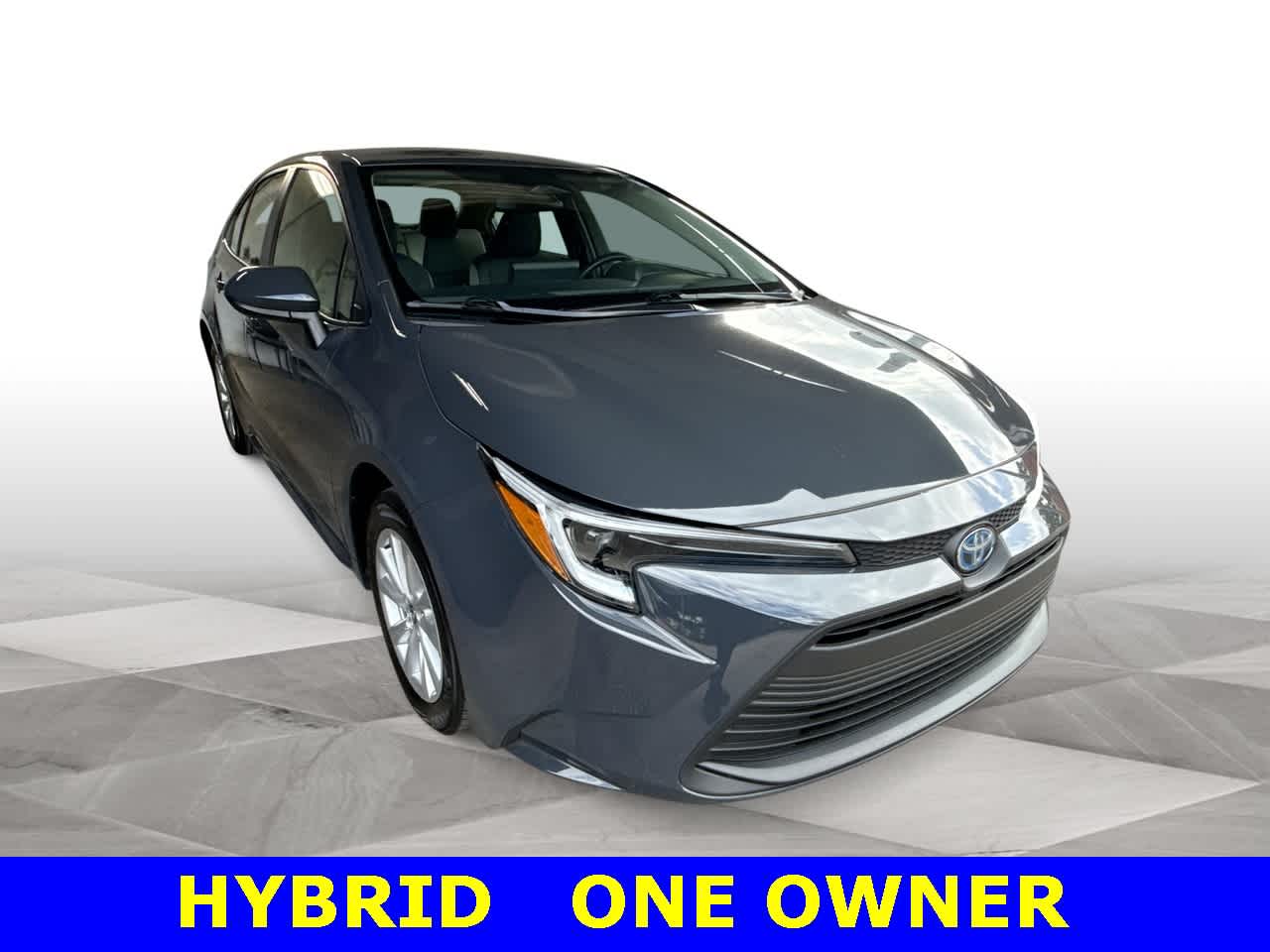 Thumbnail: 2025 Toyota Corolla - 2