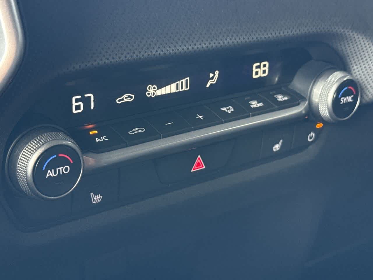 Thumbnail: 2025 Mazda CX-50 - 20