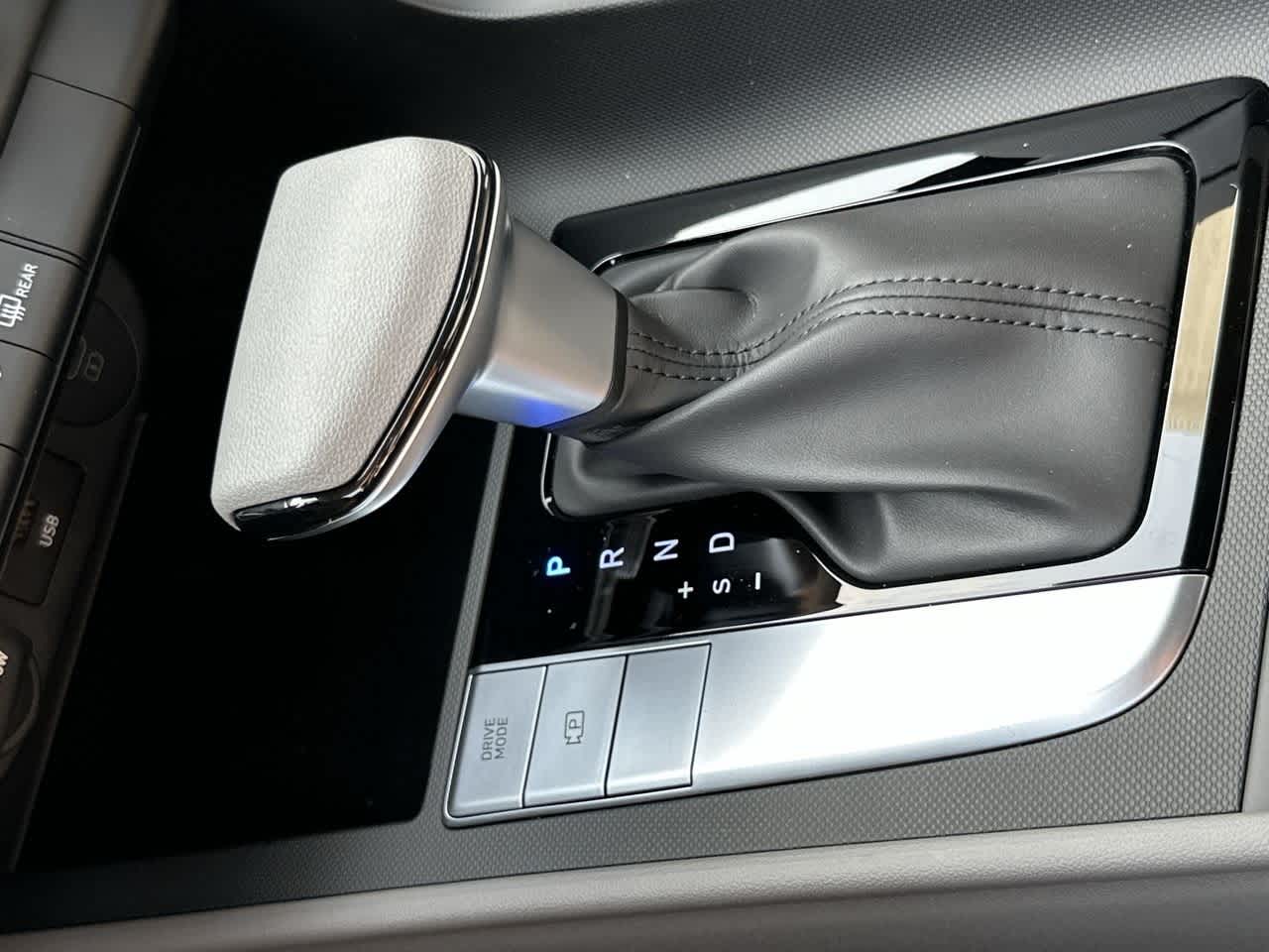 Thumbnail: 2025 Hyundai Elantra - 21