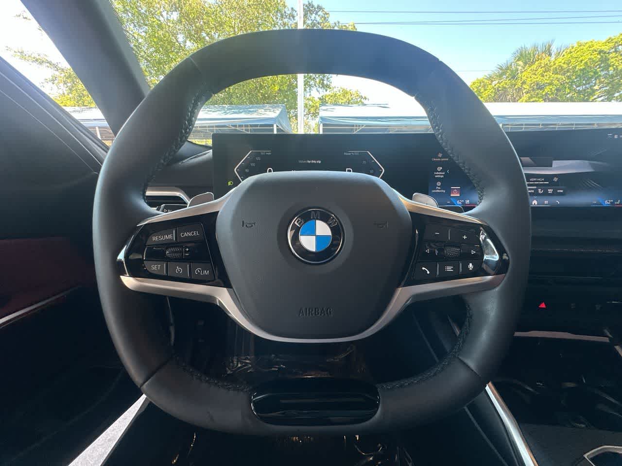 Thumbnail: 2025 BMW 3 Series - 15