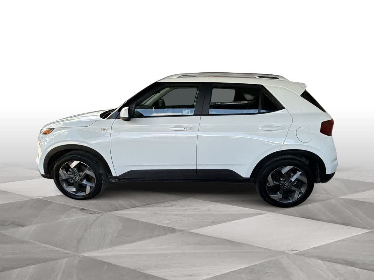 Thumbnail: 2025 Hyundai Venue - 5