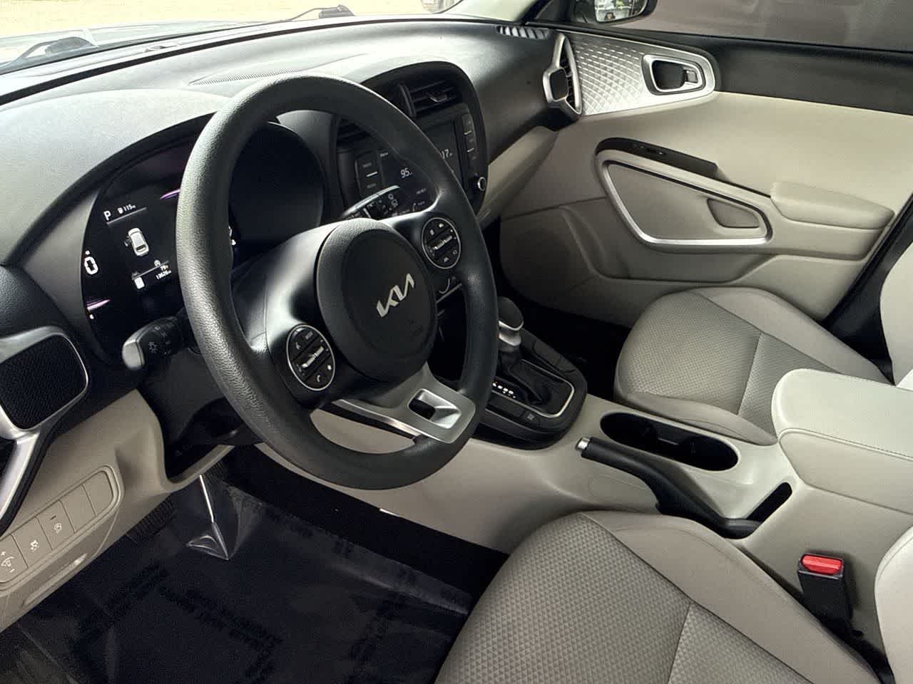 Thumbnail: 2025 Kia Soul - 13