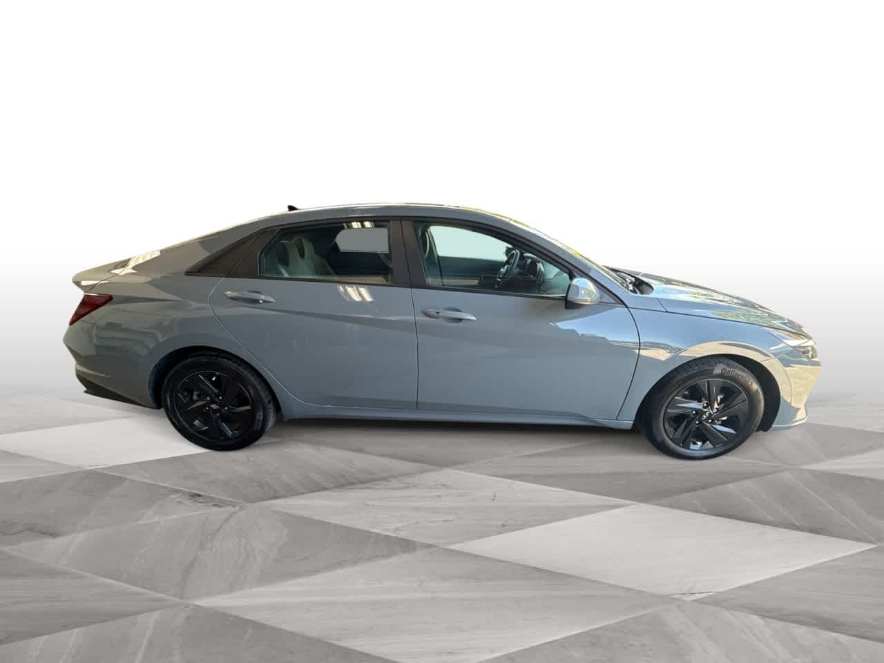 Thumbnail: 2023 Hyundai Elantra - 9