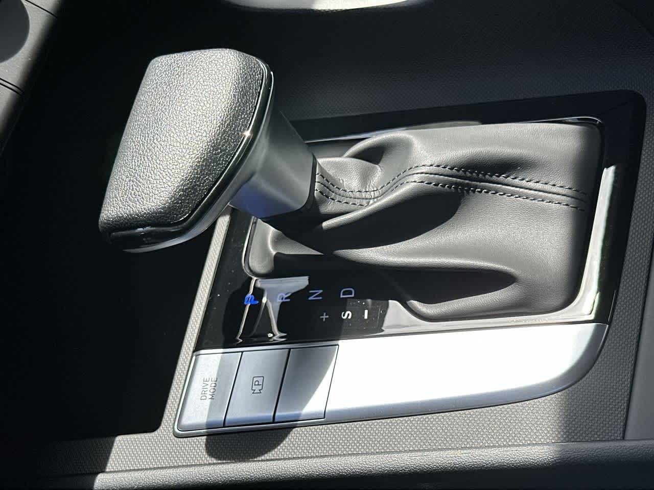 Thumbnail: 2025 Hyundai Elantra - 21