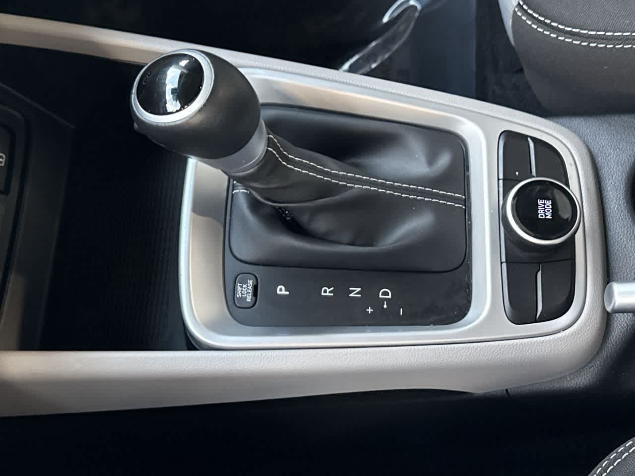 Thumbnail: 2025 Hyundai Venue - 21