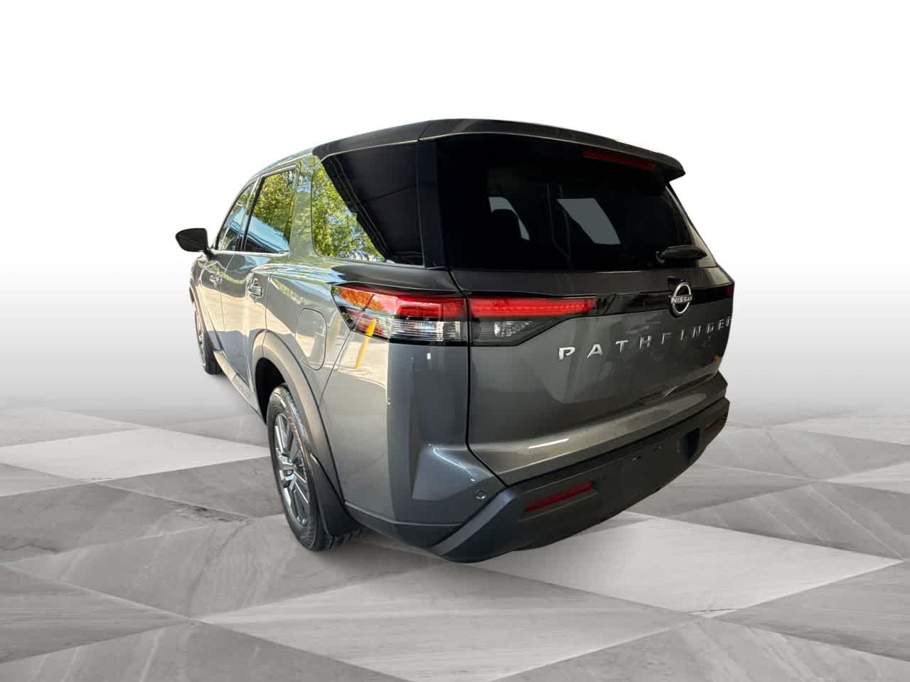 Thumbnail: 2024 Nissan Pathfinder - 6