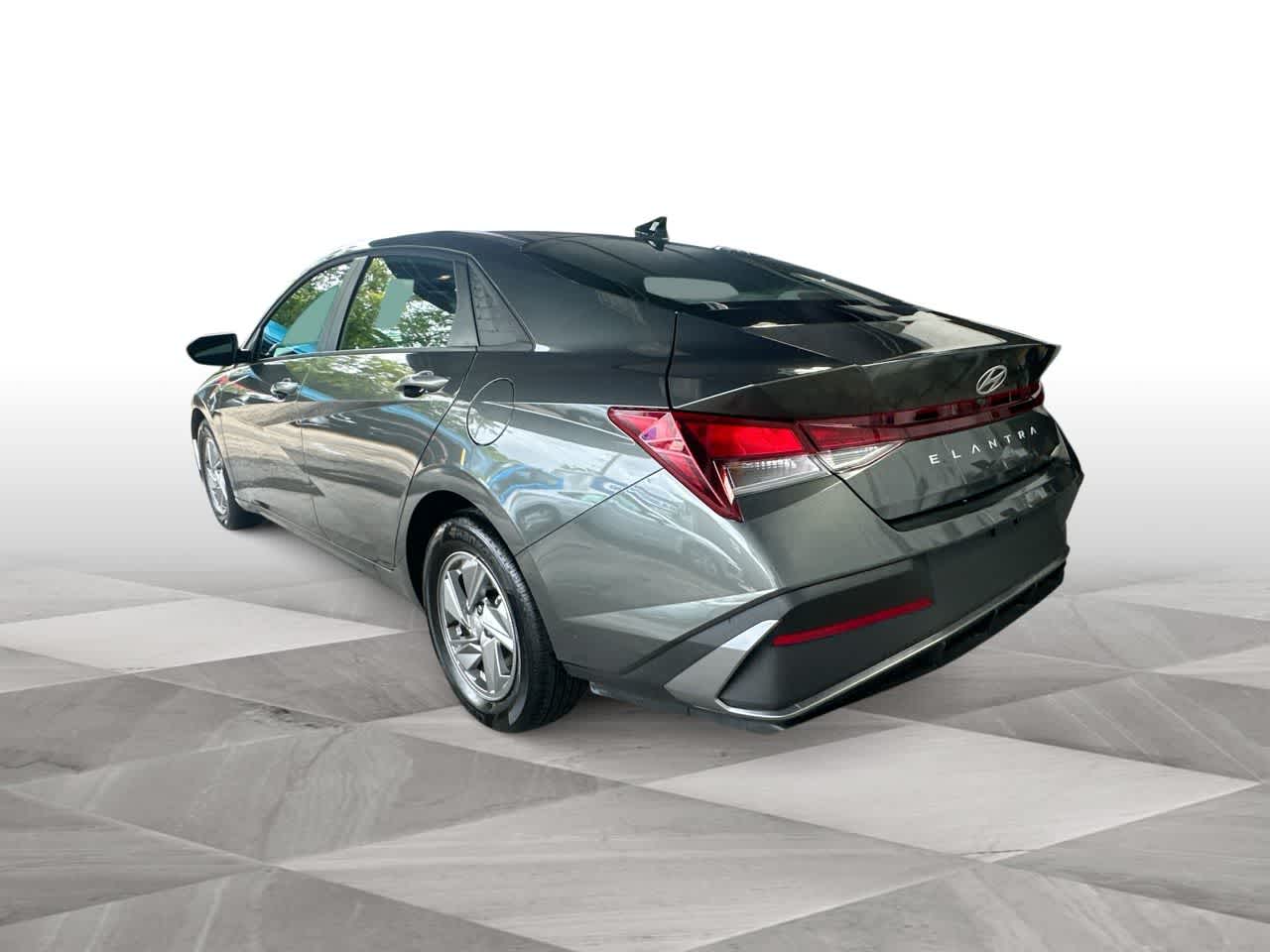 Thumbnail: 2025 Hyundai Elantra - 6