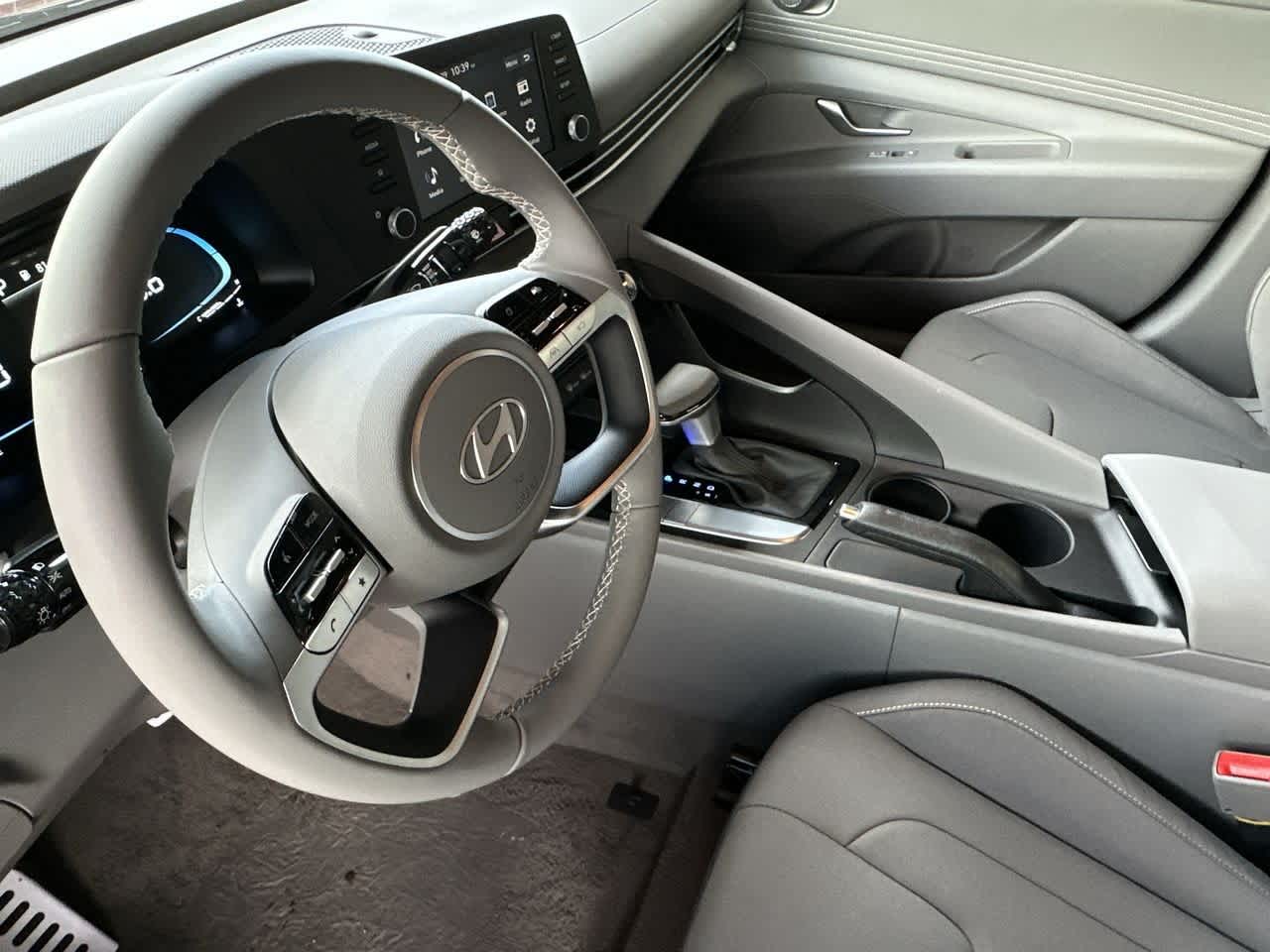 Thumbnail: 2025 Hyundai Elantra - 13