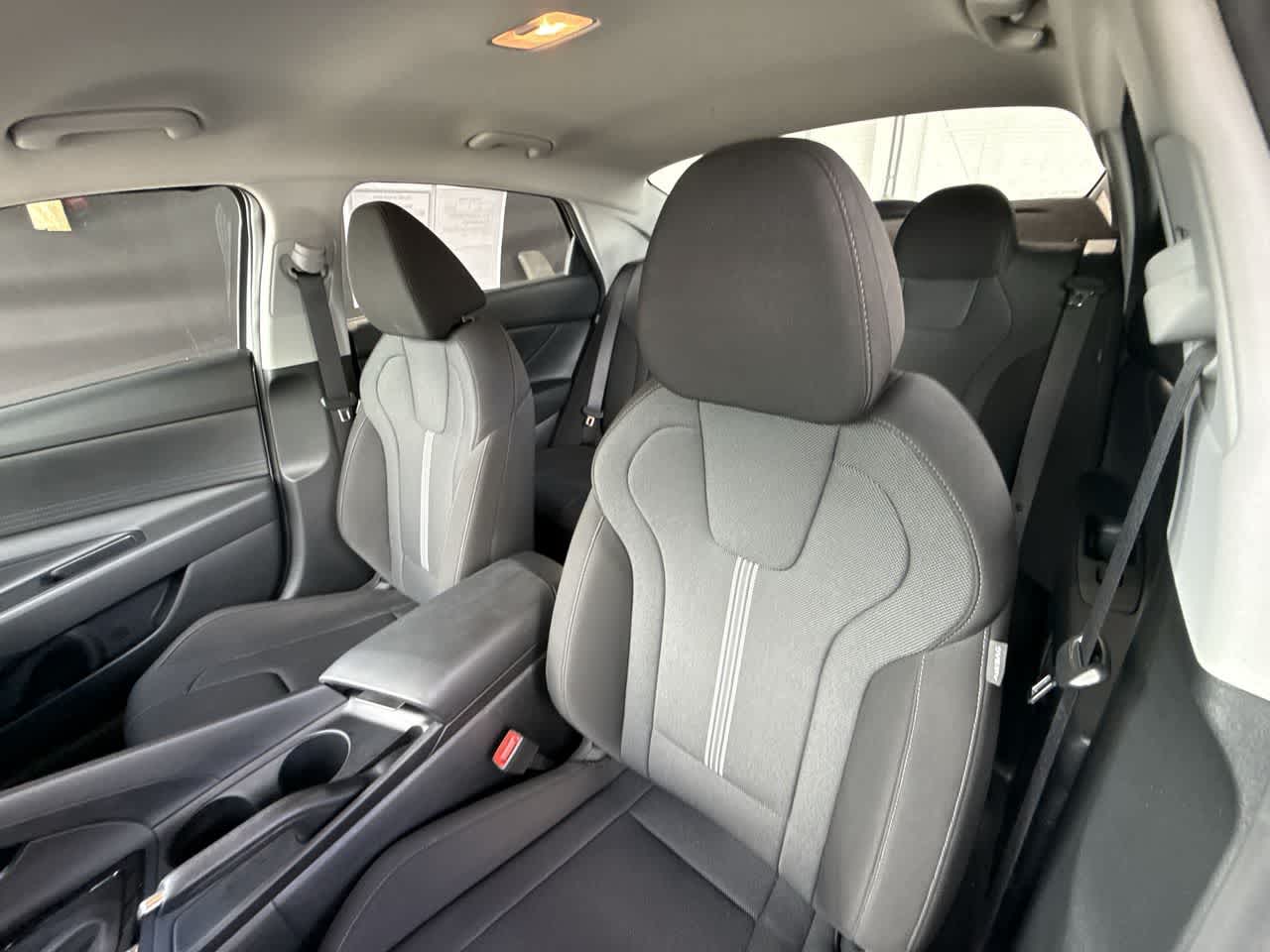 Thumbnail: 2025 Hyundai Elantra - 14