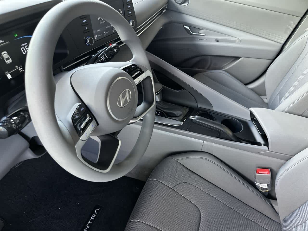 Thumbnail: 2025 Hyundai Elantra - 13