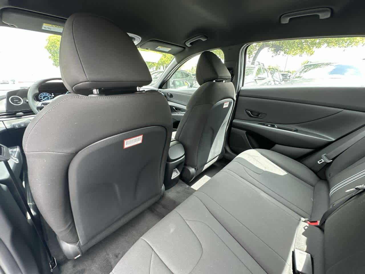 Thumbnail: 2025 Hyundai Elantra - 23