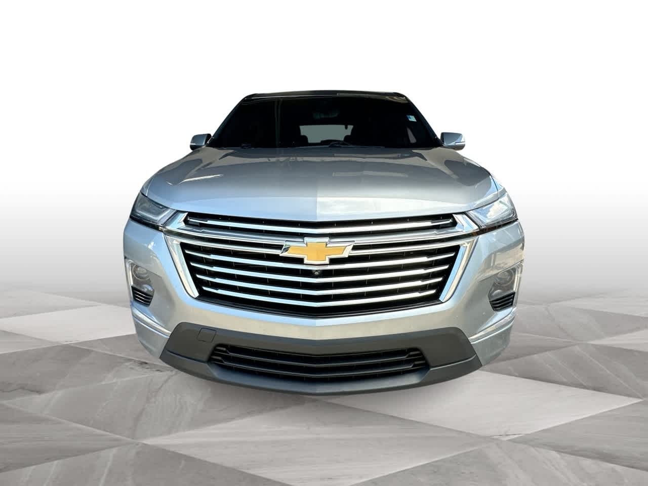 Thumbnail: 2023 Chevrolet Traverse - 3