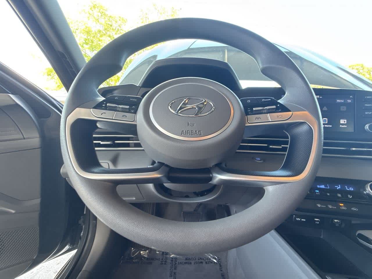 Thumbnail: 2023 Hyundai Elantra - 15