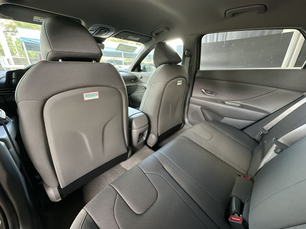 Thumbnail: 2025 Hyundai Elantra - 23