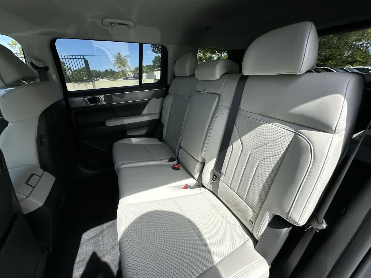 Thumbnail: 2025 Hyundai Santa Fe - 21