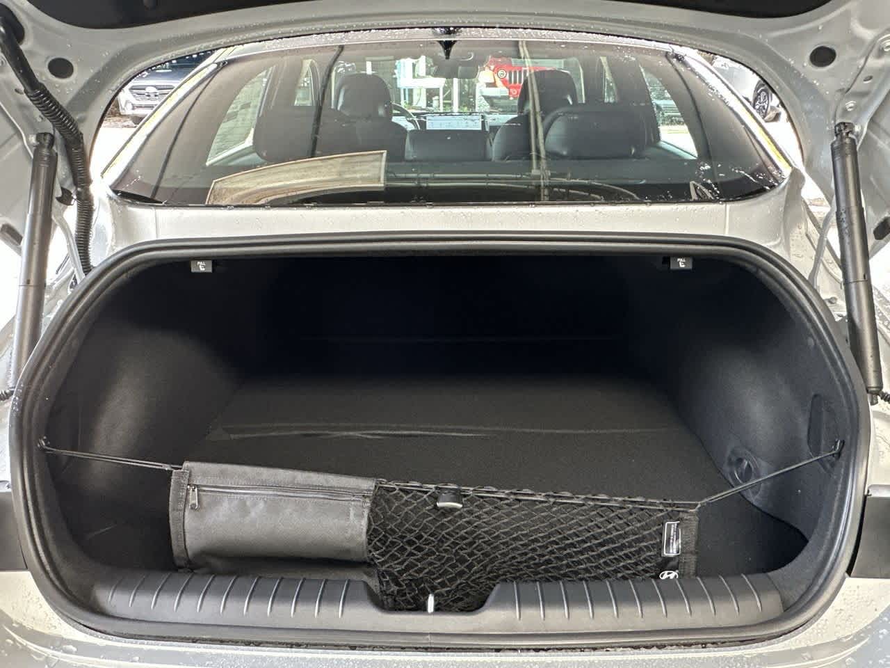 Thumbnail: 2025 Hyundai Ioniq 6 - 25