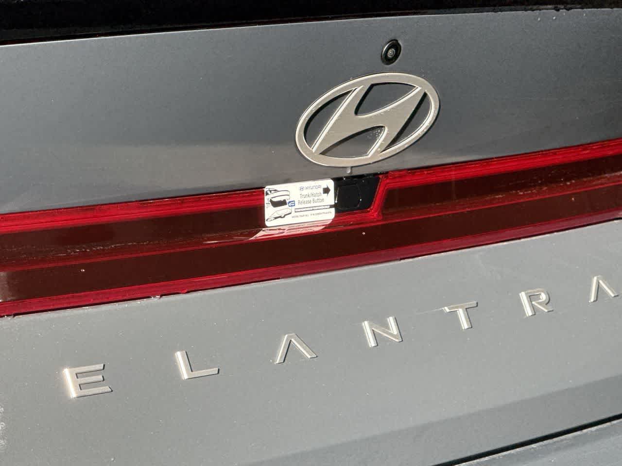 Thumbnail: 2026 Hyundai Elantra - 10