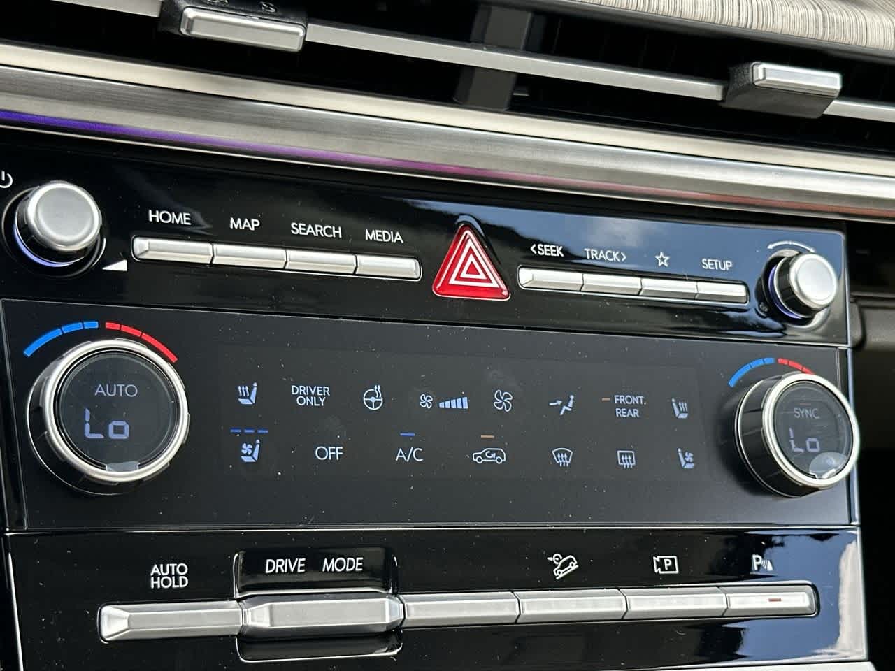 Thumbnail: 2025 Hyundai Santa Fe - 20