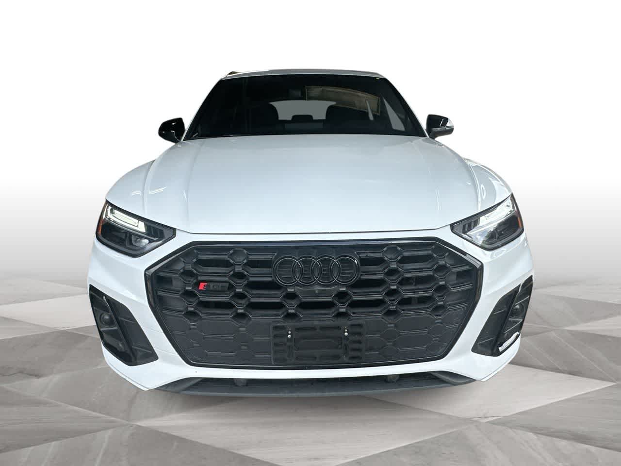 Thumbnail: 2023 Audi SQ5 - 3