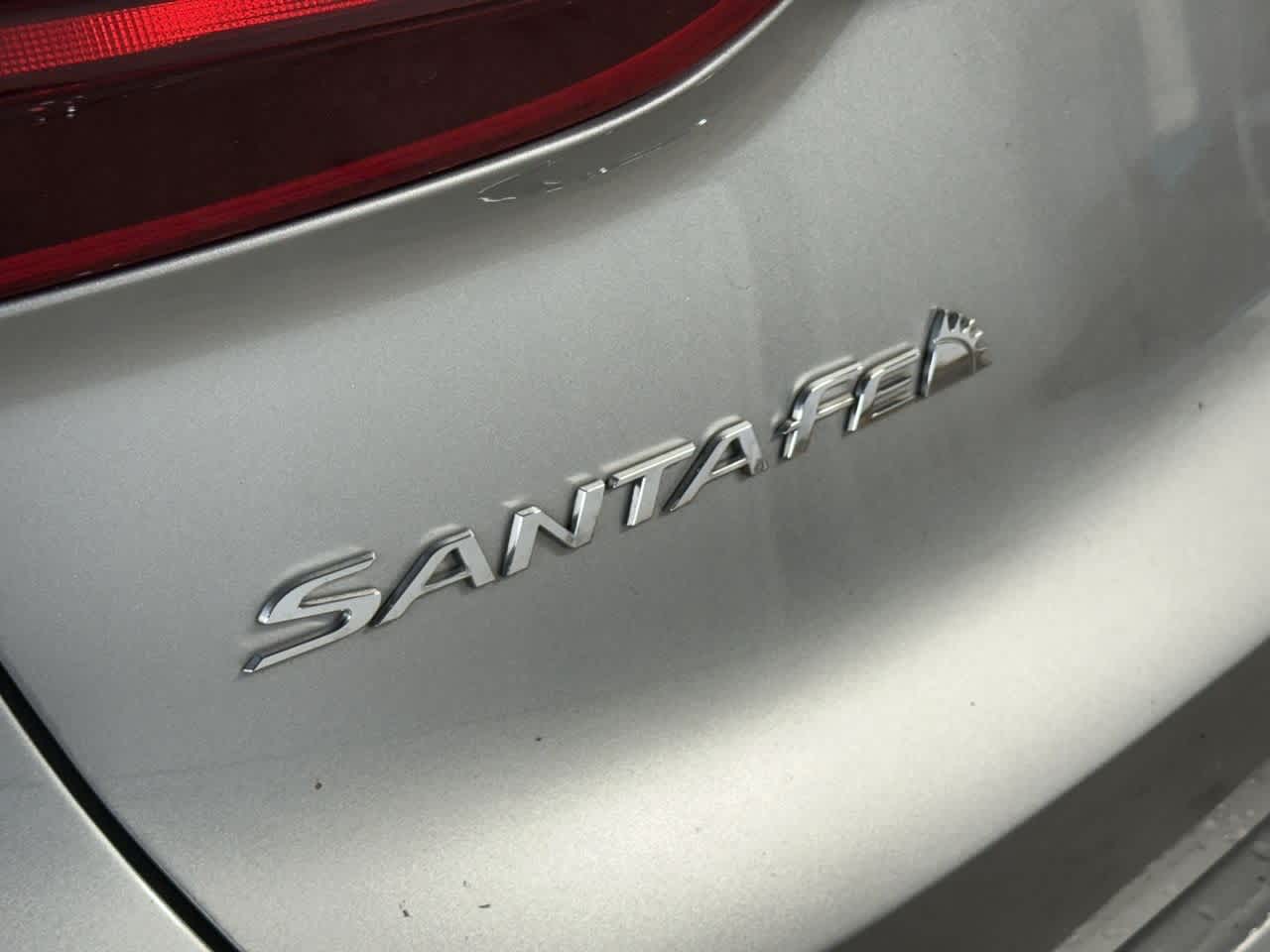Thumbnail: 2022 Hyundai Santa Fe - 9