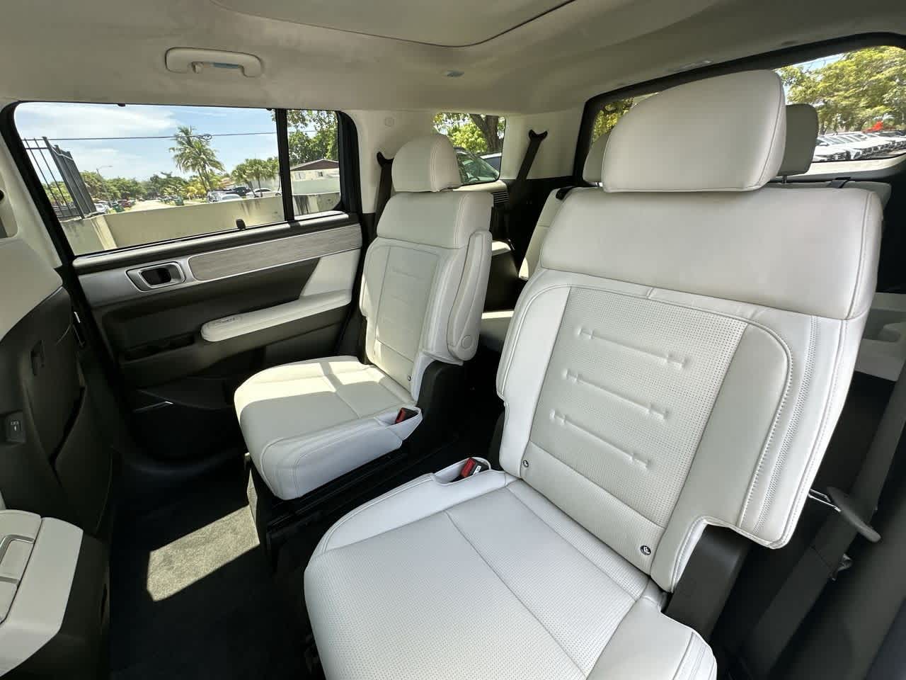 Thumbnail: 2025 Hyundai Santa Fe - 22