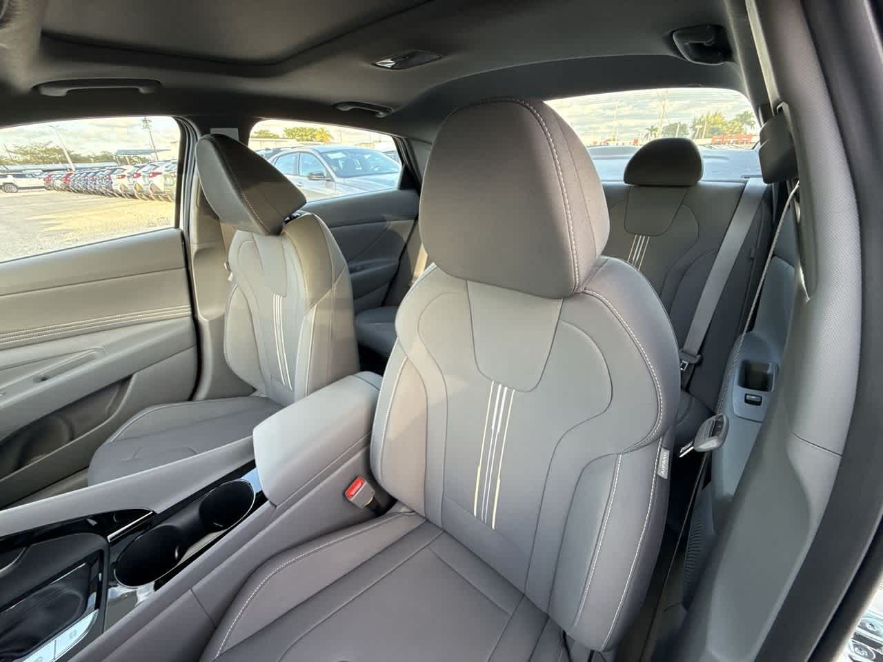 Thumbnail: 2026 Hyundai Elantra - 14