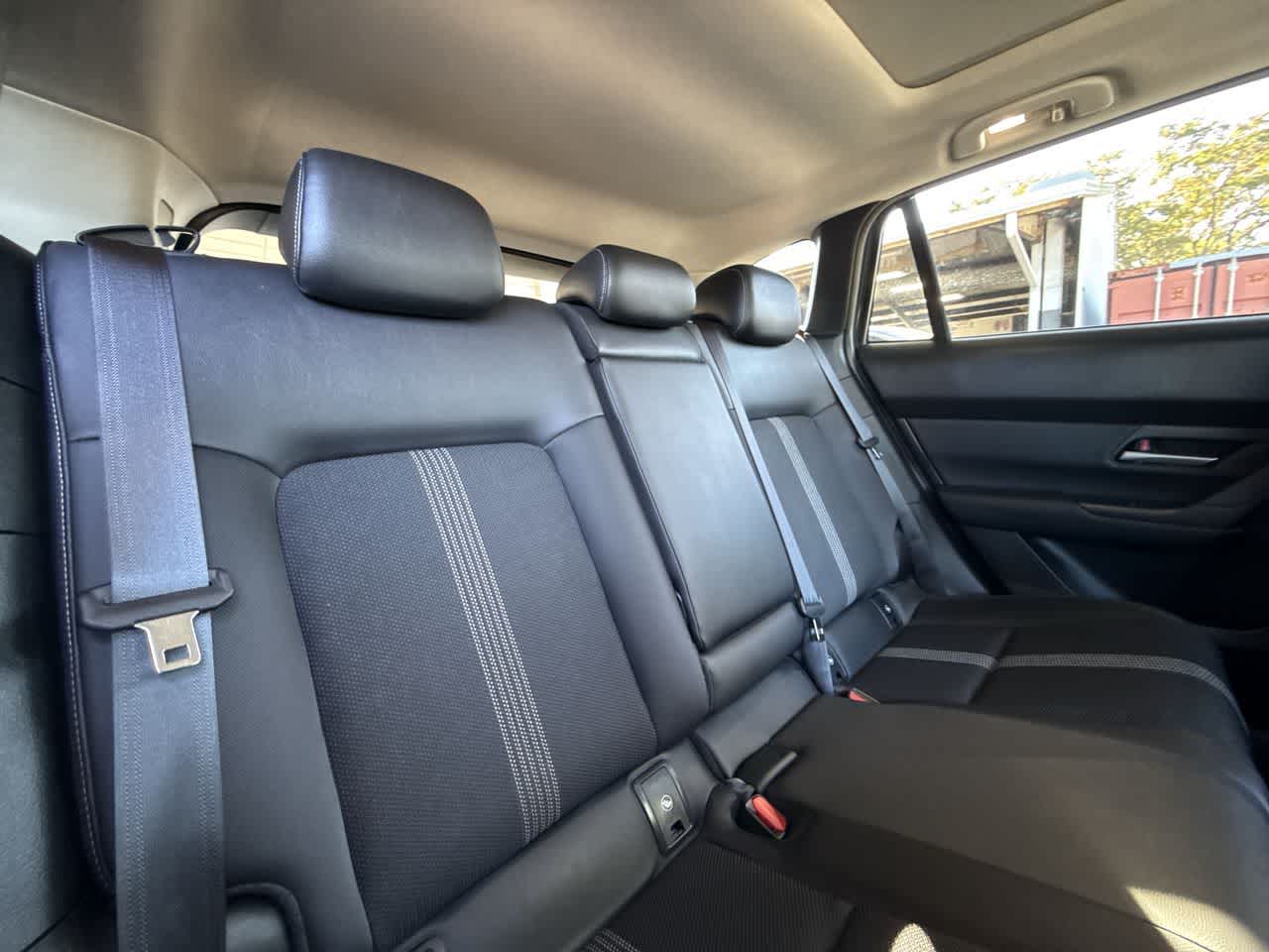 Thumbnail: 2025 Mazda CX-50 - 26