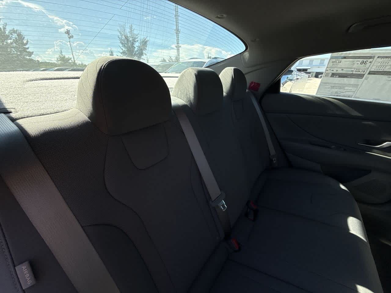 Thumbnail: 2025 Hyundai Elantra - 25