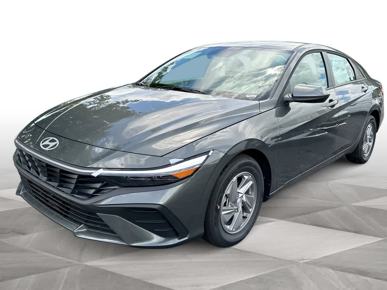 Thumbnail: 2025 Hyundai Elantra - 1