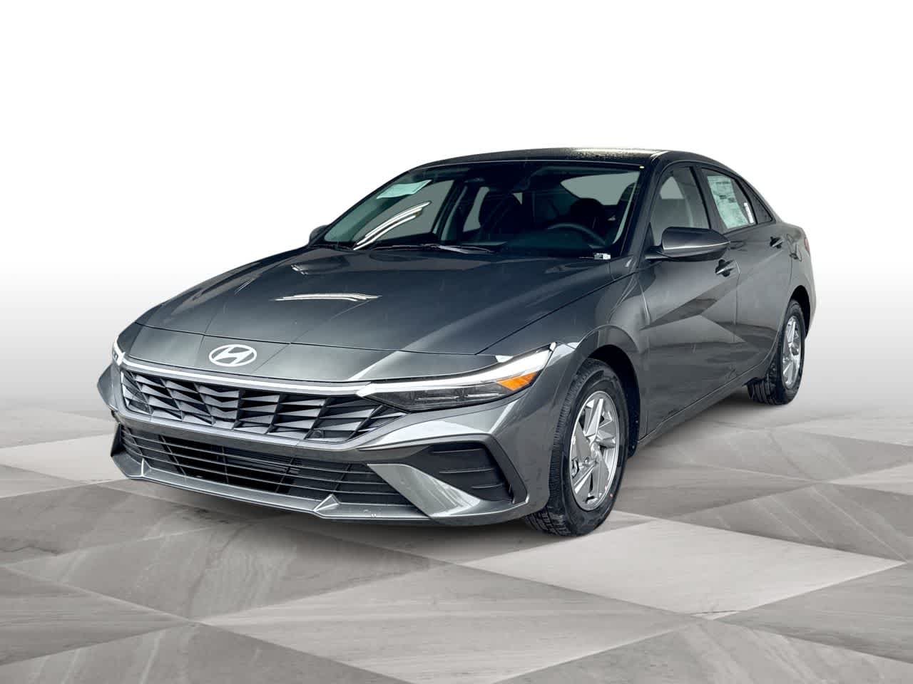 Thumbnail: 2026 Hyundai Elantra - 4