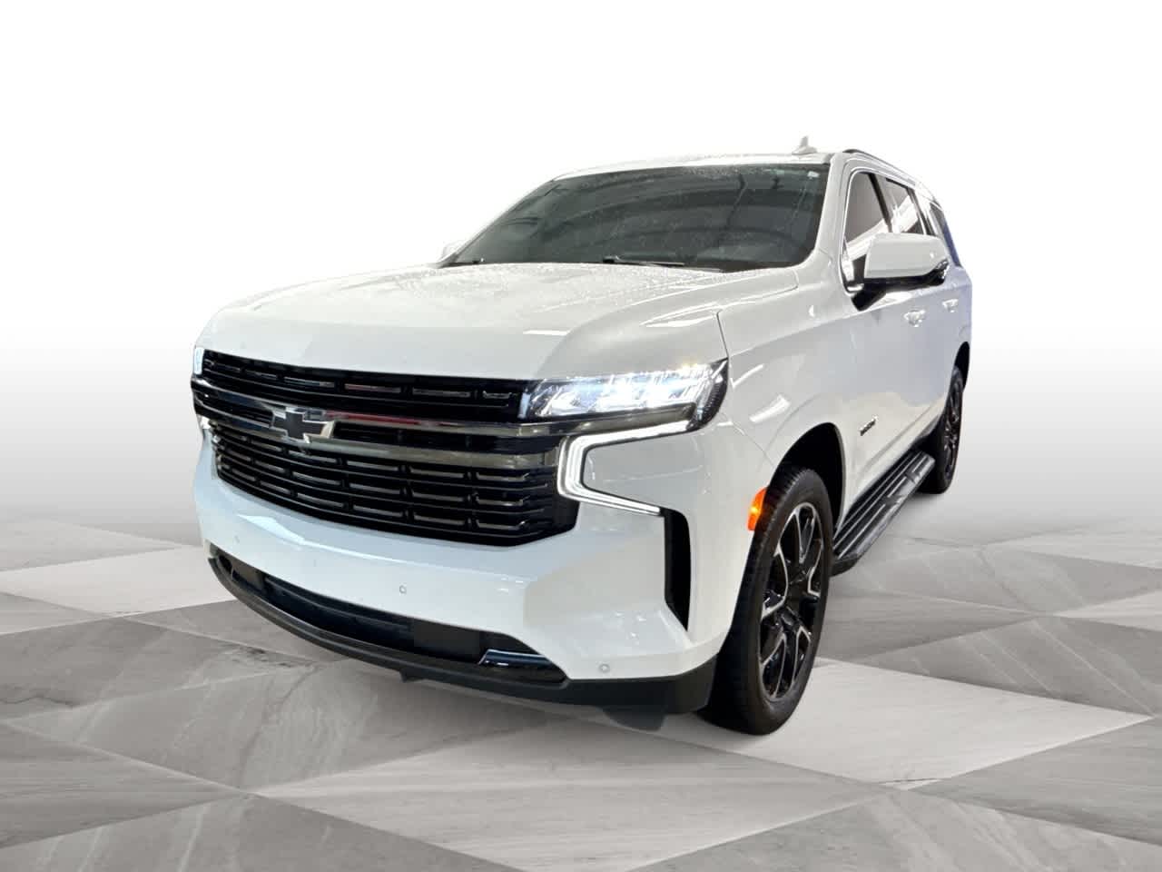 Thumbnail: 2022 Chevrolet Tahoe - 4
