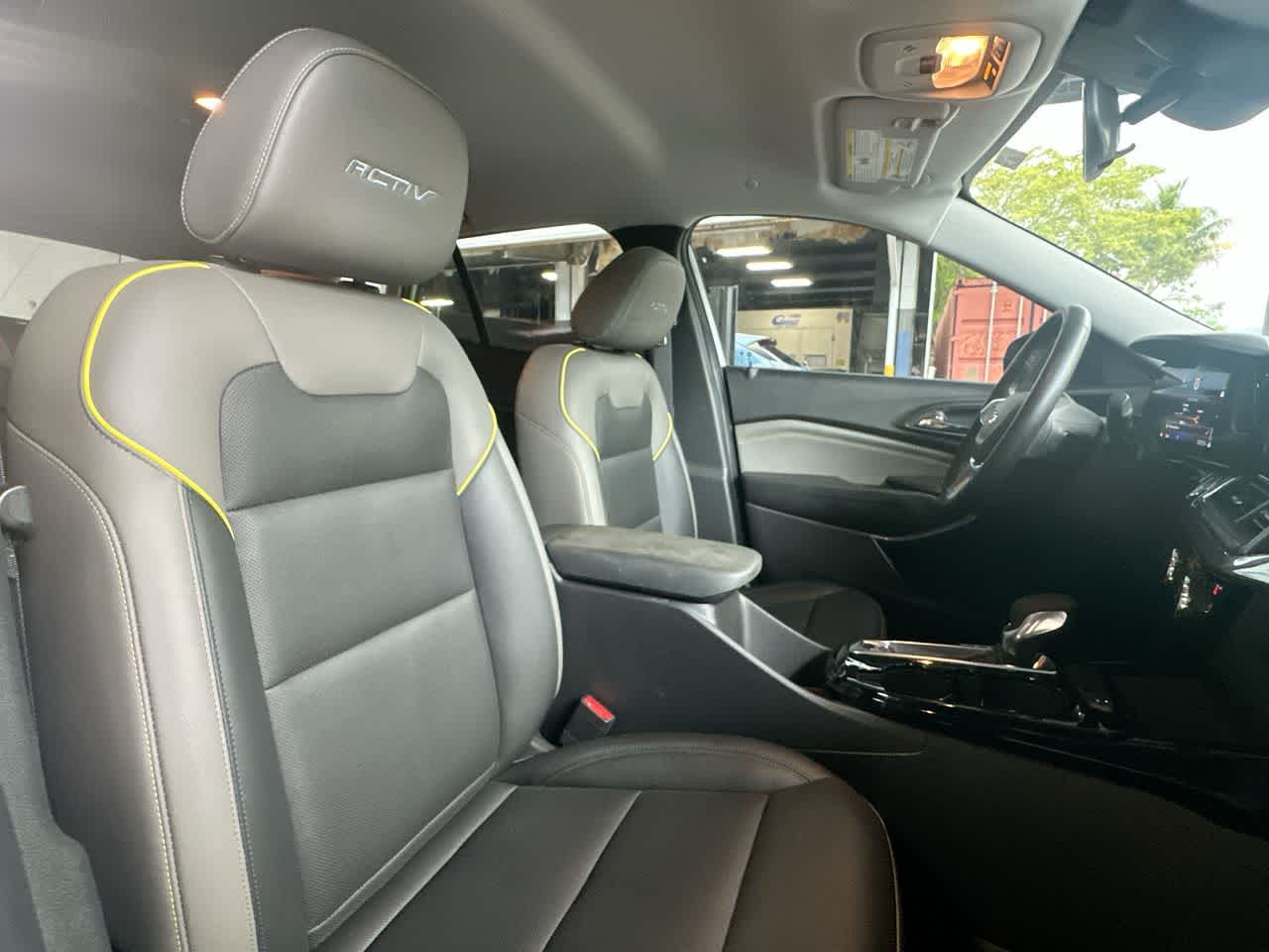 Thumbnail: 2025 Chevrolet Trax - 27